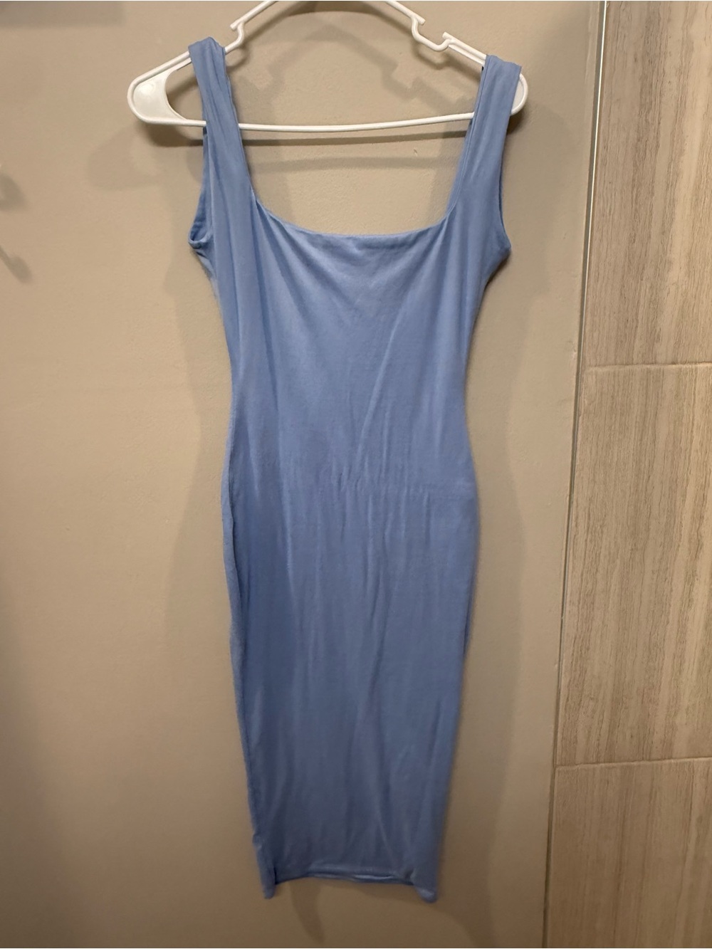 Slim Scoop Midi Dress in Periwinkle Blue